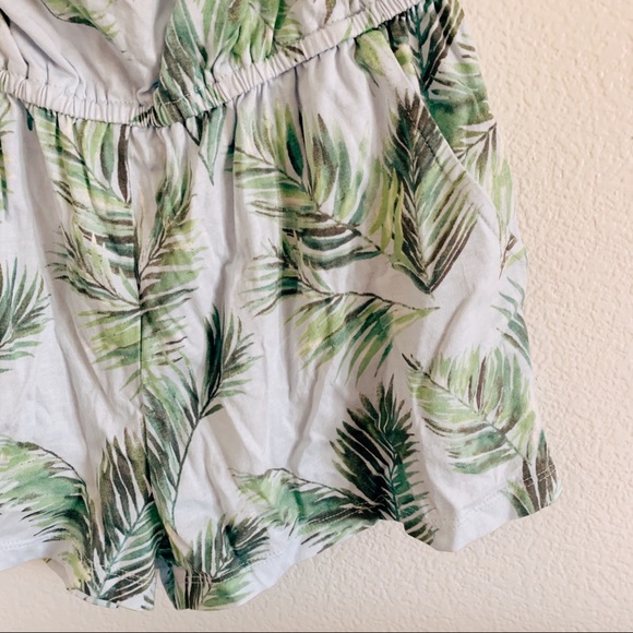 Forever 21 palm romper - Picture 2 of 4